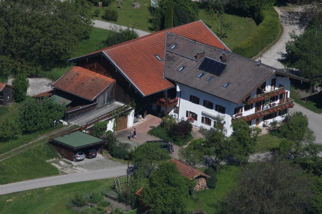 Beim Bicher Grabenstatt Luaran gambar