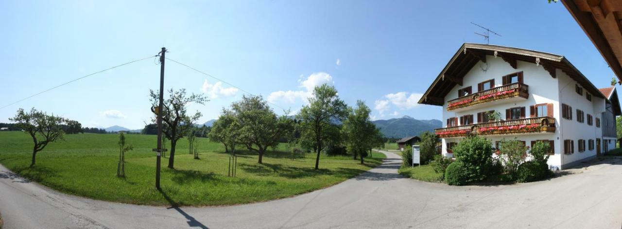 Beim Bicher Grabenstatt Luaran gambar